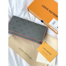 루이비통 [LOUIS VUITTON] 킴존스 모노그램 코스모스 티타늄 장지갑(국내배송)