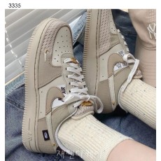 나이키 [Nike] Nike Air Force 1 DX6061-122 해외판 (국내배송)