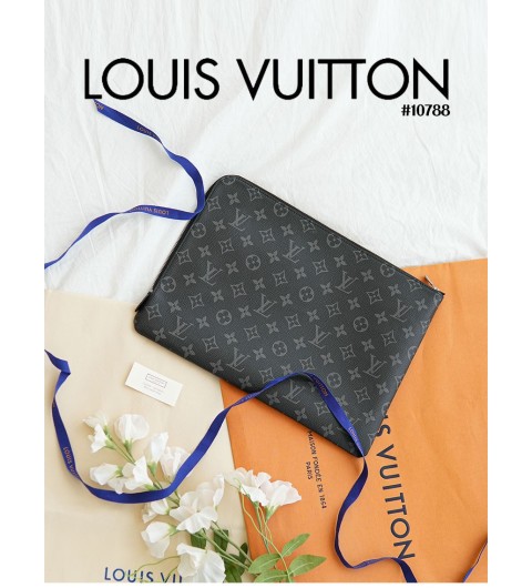 [Louis Vuitton] 루이비통 모노그램 클러치 블랙(국내배송)