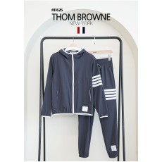 [THOM BROWNE] 톰브라운 사선완장 립스타 후드 자켓 & 트랙팬츠 셋(국내배송)