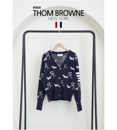 [THOM BROWNE] 톰브라운 여성 미스터톰 헥터 브이넥 가디건(국내배송)