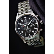 IWC 파일럿 워치 크로노그래프 블랙 애니멀(국내배송)