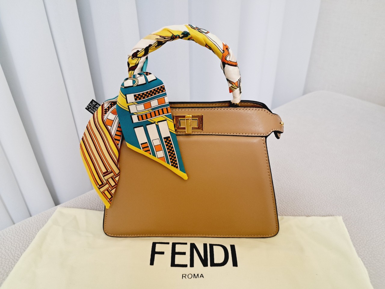 FENDI 피카부 아이씨유 쁘띠 (국내배송)