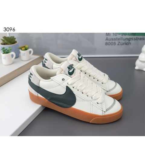 나이키 [NIKE] 빅로고 스우시 스니커즈 (국내배송)