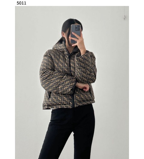 팬디 [FENDI] Fendi Reversible Padded 다운 Jacket (국내배송)