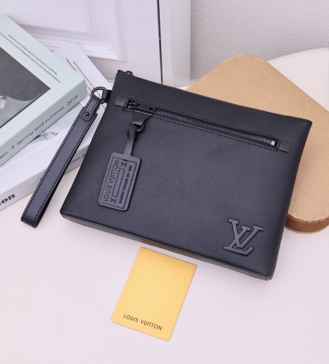 루이비통 LV AEROGRAM  POUCH/클러치백 (국내배송)