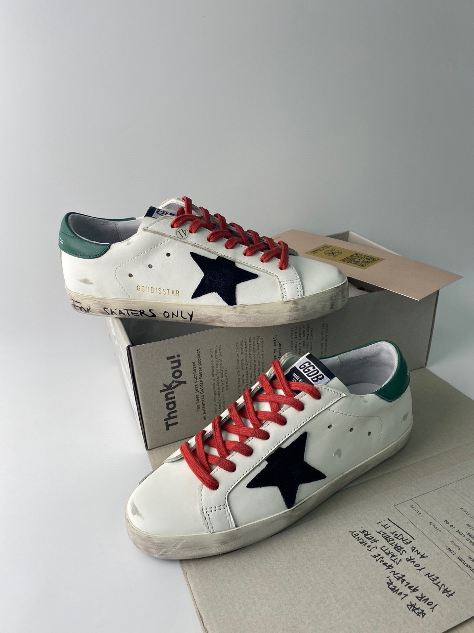 골든구스 [GOLDEN GOOSE]  스니커즈. (해외배송)