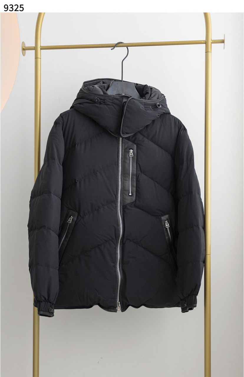 톰포드 수입고급 Men's Black Lightweight Wool Blend Down Jacket 국내배송