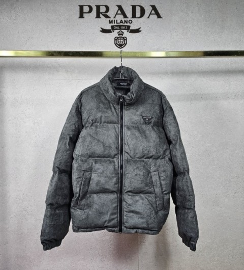 프라다스웨이드 스트링 투웨이 패딩 국내배송